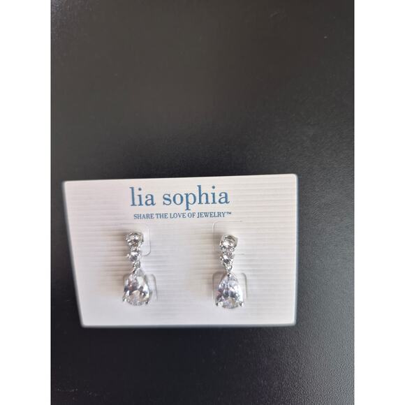 Lia Sophia Earrings Wedding Bells CZ 3 Stone Tear Drop Silver Tone 7 Carat Total - Picture 7 of 7